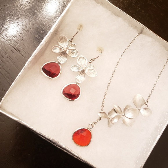 Silver Orchid/Red Crystal Necklace/Earrings Set - Picture 2 of 2